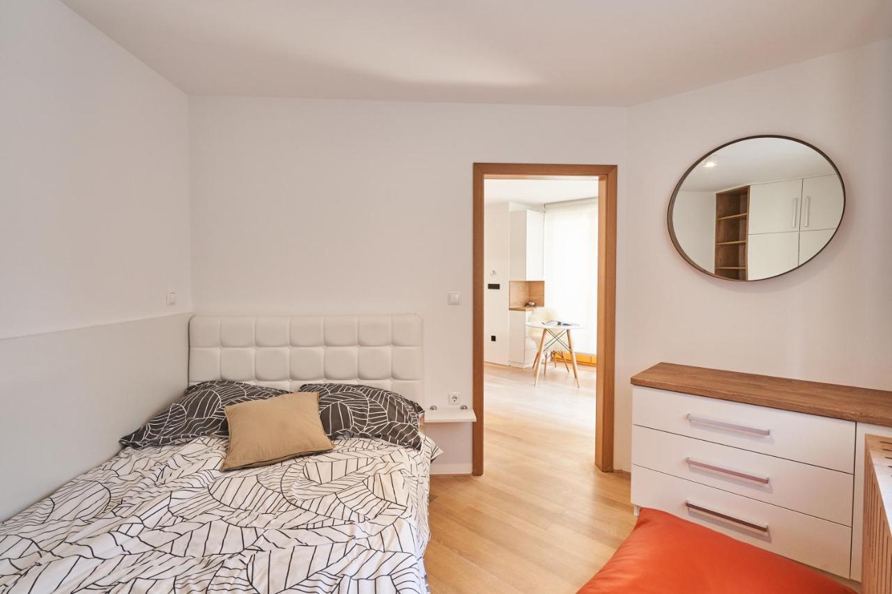 Cozy Apartment In The Heart Of Кранська Гора Екстер'єр фото