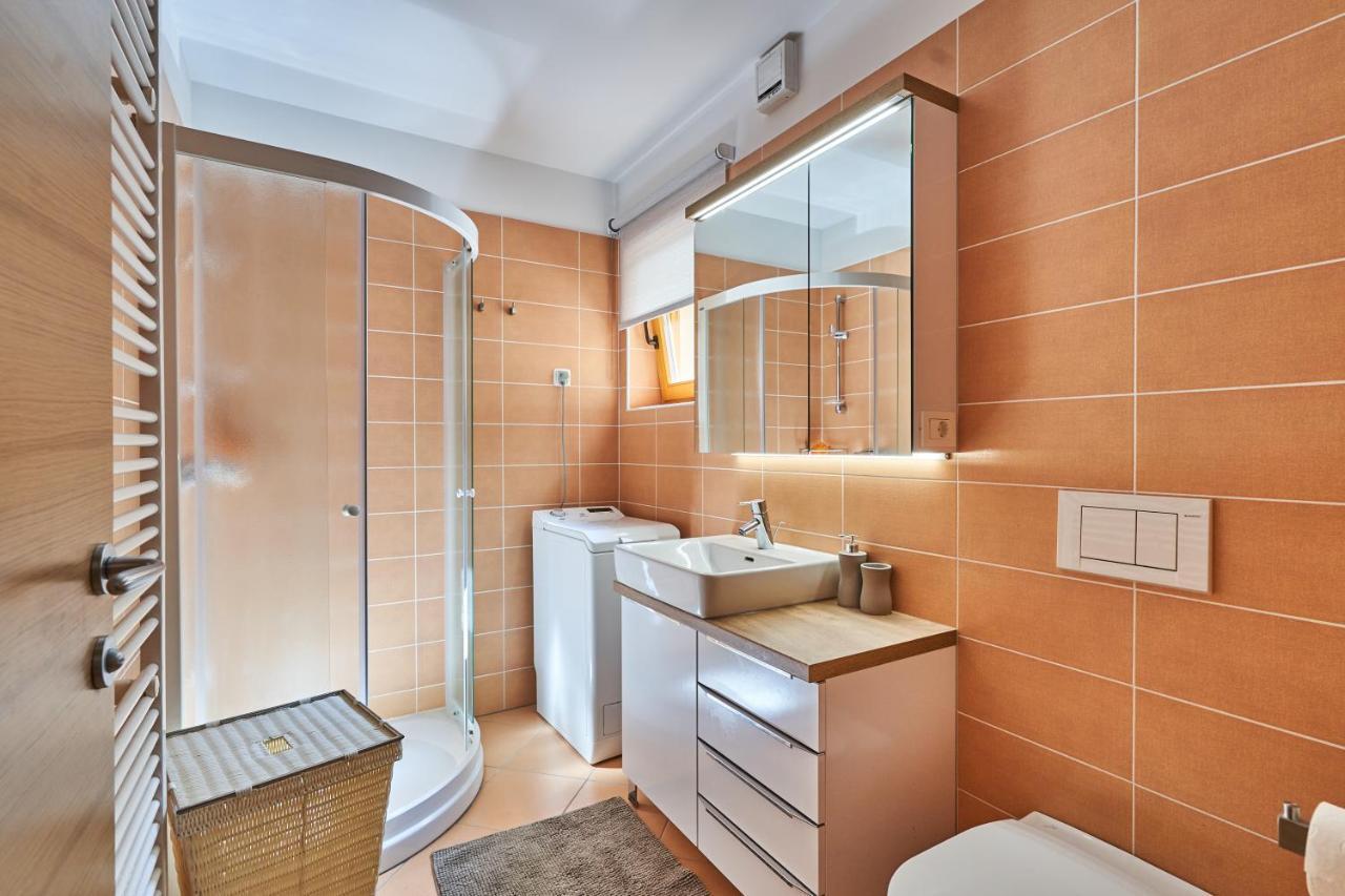 Cozy Apartment In The Heart Of Кранська Гора Екстер'єр фото